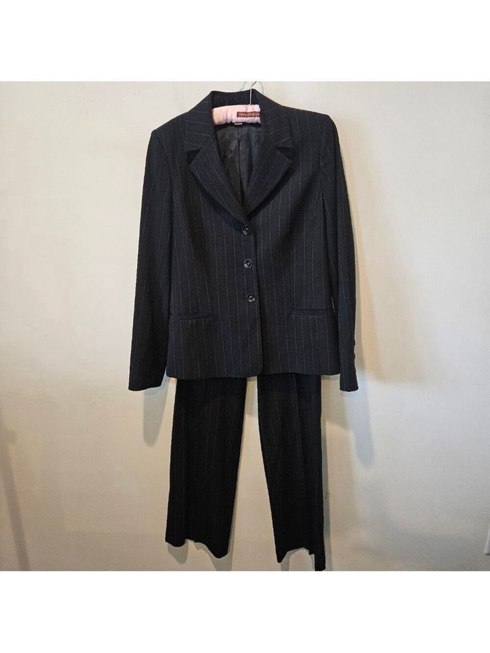 Women's Caslon Pant Suit Set Size Black Pinstripe Jacket: Size 10 Pants: Size 6